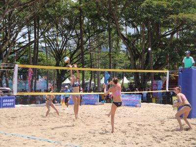 Match 20 - Women - Court 1 - 10:40 - Ren/Non (JPN) vs Karimova /Ryukhova (KAZ)