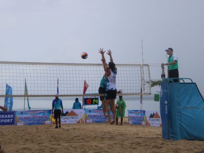 Match 17 - Men - Centre Court - 12:30 - Bintang/Sofyan (INA) vs L.F. Lee/C. H. Lee (HKG)