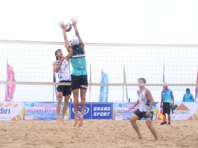 Match 17 - Men - Centre Court - 12:30 - Bintang/Sofyan (INA) vs L.F. Lee/C. H. Lee (HKG)