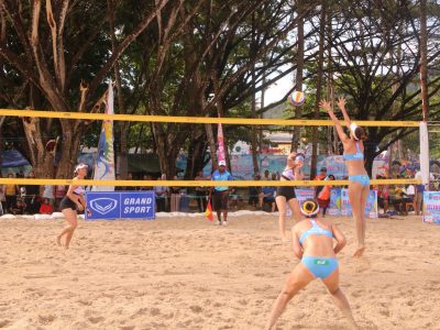 Match 7 - Women - Court 1 - 15:00 - Kadeliye/Zhou M. L. (CHN) vs N.L. Tsang/M.C. Wong (HKG)
