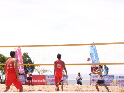 Match 16 - Men - Court 1 - 09:50 - ZHANG Tai/Ch. W. Zhou (CHN) vs S. H. Kan/C. Wong (HKG)