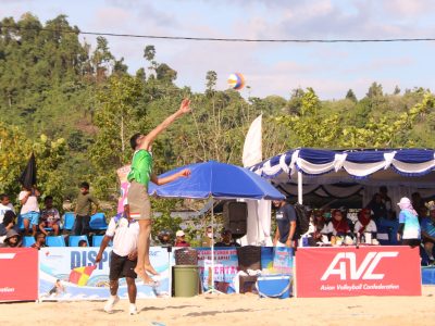 Match 25 - Men - Centre Court - 15:00 - Bintang/Sofyan (INA) vs Yakovlev/Mokhammad (KAZ)