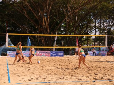 Match 15 - Women - Court 1 - 09:00 - Phillips/Mears (AUS) vs N.L. Tsang/M.C. Wong (HKG)