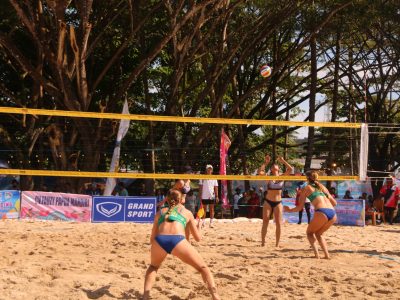 Match 15 - Women - Court 1 - 09:00 - Phillips/Mears (AUS) vs N.L. Tsang/M.C. Wong (HKG)