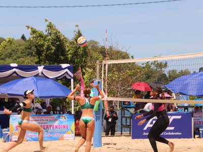 Match 28 - Women - Centre Court - 13:20 - Josephine/Nur Atika (INA) vs Ren/Non (JPN)