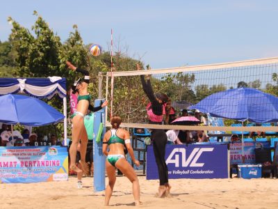 Match 28 - Women - Centre Court - 13:20 - Josephine/Nur Atika (INA) vs Ren/Non (JPN)