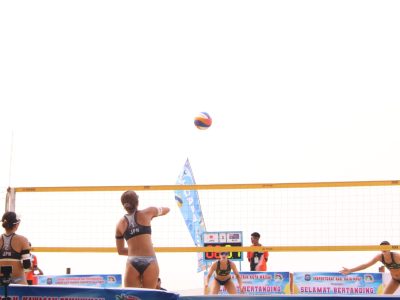 Match 34 - Women - Court 1 - 09:00 - Phillips/Mears (AUS) vs Ren/Non (JPN)