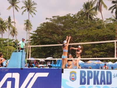 Match 36 - Women - Centre Court - 09:50 - Jiang K. Y./J. Dong (CHN) vs Polley/MacDonald (NZL)