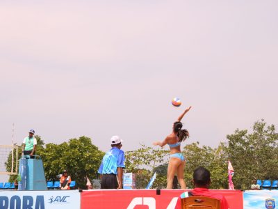 Match 36 - Women - Centre Court - 09:50 - Jiang K. Y./J. Dong (CHN) vs Polley/MacDonald (NZL)
