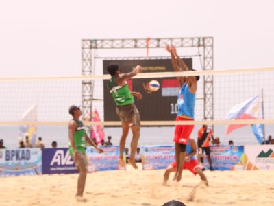 Match 33 - Men - Centre Court - 10:40 - Bintang/Sofyan (INA) vs LI Wei/DU Hongjun (CHN)