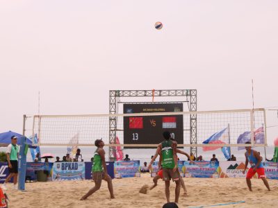 Match 33 - Men - Centre Court - 10:40 - Bintang/Sofyan (INA) vs LI Wei/DU Hongjun (CHN)