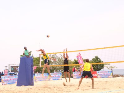 Match 35 - Men - Court 1 - 11:30 - Hood/Hodges (AUS) vs Smith/Tyler (NZL)