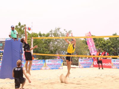 Match 35 - Men - Court 1 - 11:30 - Hood/Hodges (AUS) vs Smith/Tyler (NZL)