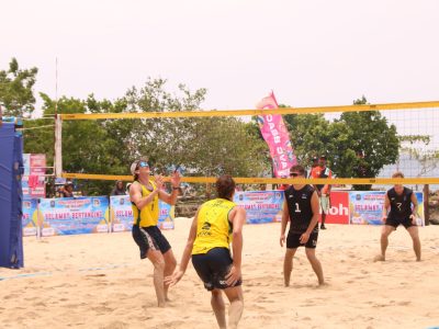Match 35 - Men - Court 1 - 11:30 - Hood/Hodges (AUS) vs Smith/Tyler (NZL)