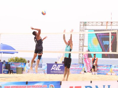 Match 36 - Men - Centre Court - 11:30 - Bogatu/Gurin (KAZ) vs K. Dunwinit/N. Banlue (THA)