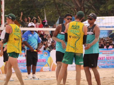 Match 37 - Men - Centre Court - 15:30 - Bintang/Sofyan (INA) vs Howat/Ryan (AUS)