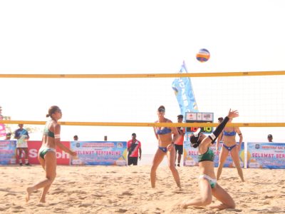 Match 39 - Women - Court 1 - 08:30 - Ren/Non (JPN) vs Polley/MacDonald (NZL)