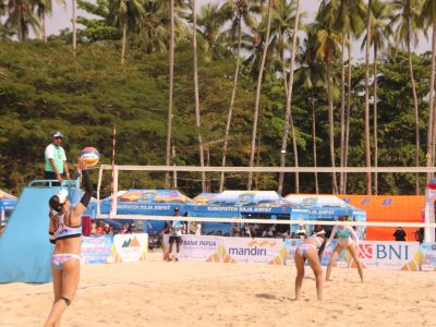 Match 40 - Women - Centre Court - 08:30 - Rayner/Fejes (AUS) vs Shiba/Reika (JPN)