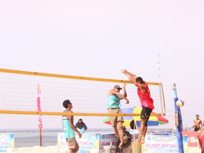 Match 39 - Men - Court 1 - 09:30 - Bintang/Sofyan (INA) vs K. Dunwinit/N. Banlue (THA)