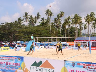 Match 40 - Men - Centre Court - 09:30 - Howat/Ryan (AUS) vs Hood/Hodges (AUS)