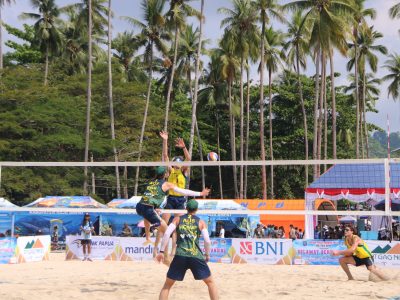 Match 40 - Men - Centre Court - 09:30 - Howat/Ryan (AUS) vs Hood/Hodges (AUS)