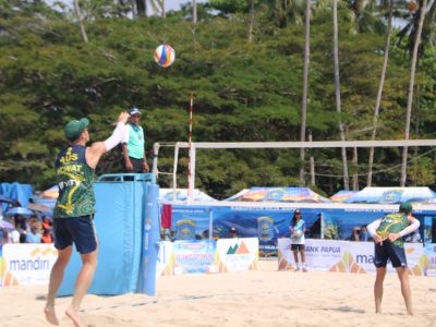 Match 40 - Men - Centre Court - 09:30 - Howat/Ryan (AUS) vs Hood/Hodges (AUS)