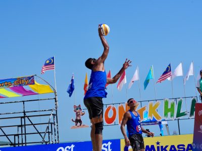 Match 17 - Men - Centre Court - 09:40 - K. Dunwinit/N. Banlue (THA) vs S. H. Kan/C. Wong (HKG)