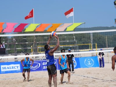 Match 17 - Men - Centre Court - 09:40 - K. Dunwinit/N. Banlue (THA) vs S. H. Kan/C. Wong (HKG)