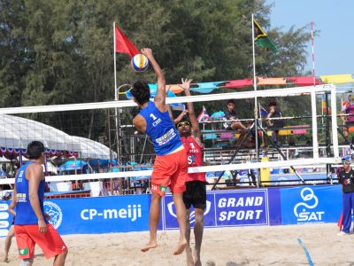 Match 16 - Men - Court 2 - 08:50 - ZHANG Tai/Ch. W. Zhou (CHN) vs Zikri/EDWIN (MAS)