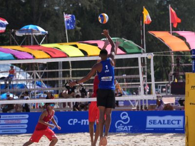 Match 45 - Men - Centre Court - 14:50 - T.Pithak/M.Wachirawit (THA) vs LI Wei/DU Hongjun (CHN)