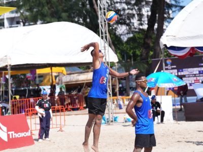 Match 45 - Men - Centre Court - 14:50 - T.Pithak/M.Wachirawit (THA) vs LI Wei/DU Hongjun (CHN)