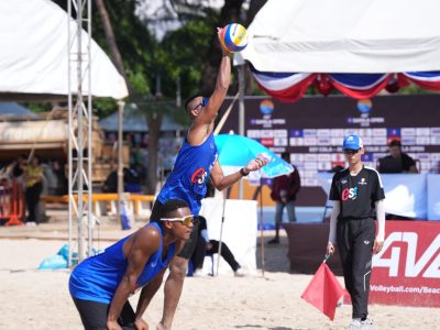 Match 45 - Men - Centre Court - 14:50 - T.Pithak/M.Wachirawit (THA) vs LI Wei/DU Hongjun (CHN)