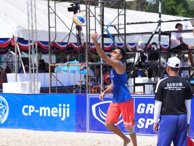 Match 50 - Men - Court 2 - 09:40 - Takahashi/Ikeda (JPN) vs ZHANG Tai/Ch. W. Zhou (CHN)