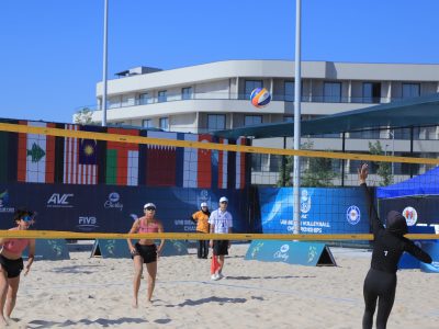 Match 4 - Women - Court 1 - 08:00 - QI S.Y./ZHUANG Ming (CHN) vs AMNI/Puteri (MAS)