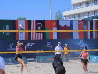 Match 4 - Women - Court 1 - 08:00 - QI S.Y./ZHUANG Ming (CHN) vs AMNI/Puteri (MAS)