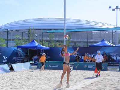 Match 13 - Women - Court 1 - 08:00 - CHE Linwei/FU Guirong (CHN) vs N. Kanyaphat/K.Sasithon (THA)