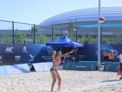Match 13 - Women - Court 1 - 08:00 - CHE Linwei/FU Guirong (CHN) vs N. Kanyaphat/K.Sasithon (THA)