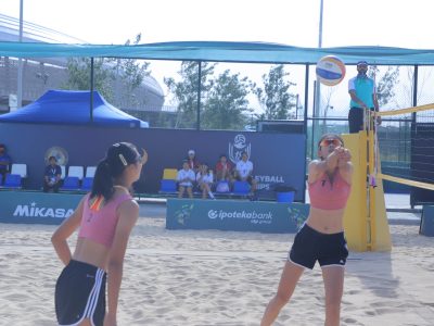 Match 21 - Women - Court 1 - 08:00 - Lara/Yasmin (LIB) vs CHE Linwei/FU Guirong (CHN)