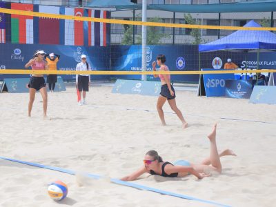 Match 20 - Women - Court 1 - 09:40 - QI S.Y./ZHUANG Ming (CHN) vs Yermolenko/Khussainova (KAZ)