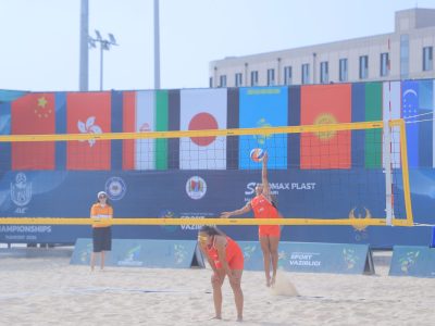Match 28 - Women - Court 1 - 08:50 - Katina/Sarah (LIB) vs QI S.Y./ZHUANG Ming (CHN)