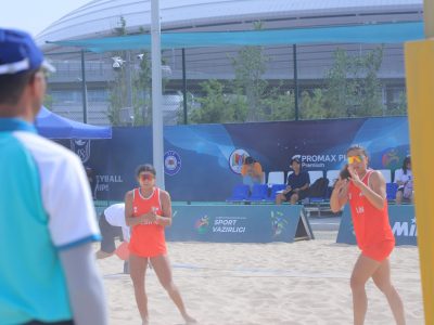 Match 28 - Women - Court 1 - 08:50 - Katina/Sarah (LIB) vs QI S.Y./ZHUANG Ming (CHN)