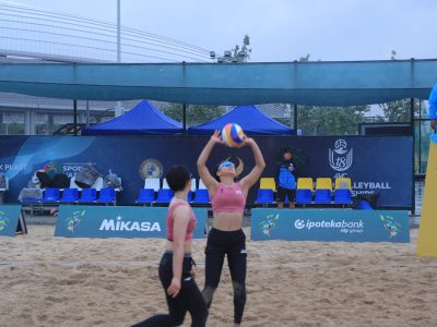 Match 37 - Women - Court 1 - 10:00 - Imai/Sano (JPN) vs QI S.Y./ZHUANG Ming (CHN)