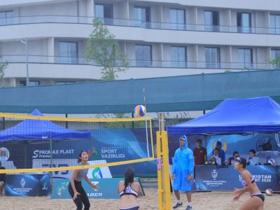 Match QQT2 - Women - Court 2 - 11:00 - Brenda/Lee X.E.V (SGP) vs H.T. NG/P. YIP (HKG)