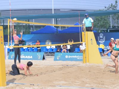 Match 40 - Women - Court 1 - 15:00 - QI S.Y./ZHUANG Ming (CHN) vs Gaborit/Grocott (AUS)