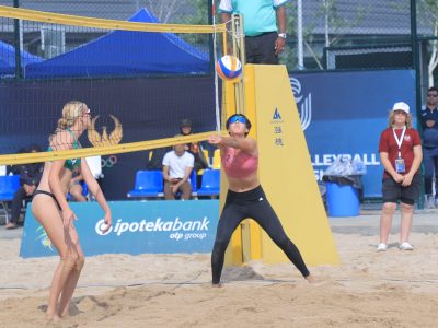Match 40 - Women - Court 1 - 15:00 - QI S.Y./ZHUANG Ming (CHN) vs Gaborit/Grocott (AUS)