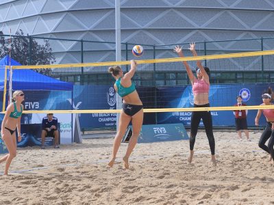 Match 40 - Women - Court 1 - 15:00 - QI S.Y./ZHUANG Ming (CHN) vs Gaborit/Grocott (AUS)