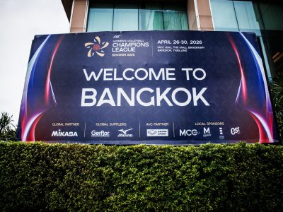 HOTEL SIGNAGE OUTSIDE